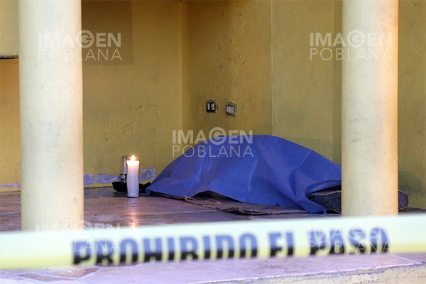 Indigente amanece sin vida dentro de una capilla en la Central de Abasto