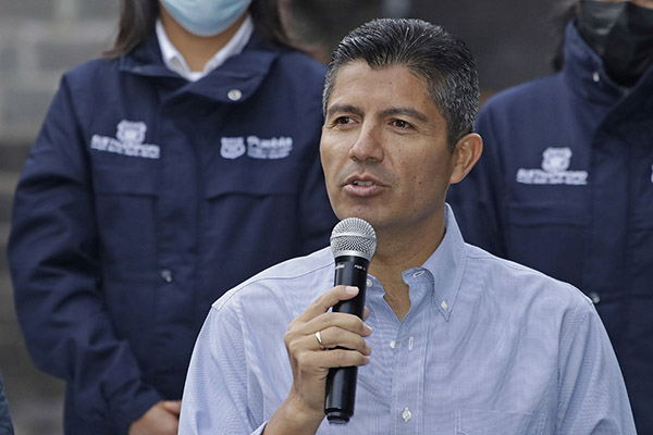 No habrá cinemómetros en Puebla capital, anuncia Eduardo Rivera