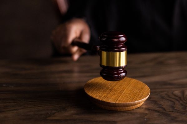 Niegan amparo al prófugo Billy Álvarez