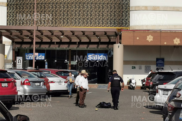 Fardero se le escapa a la policía tras robar en Miniso de Plaza Dorada