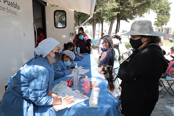 Con jornada de salud, SEDIF atiende a población de San Miguel Espejo