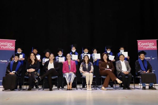 SMDIF promueve educación de las niñas, niños y adolescentes