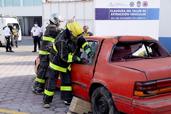 Conmemora San Andrés Cholula Día del Bombero con Taller de Extracción Vehicular