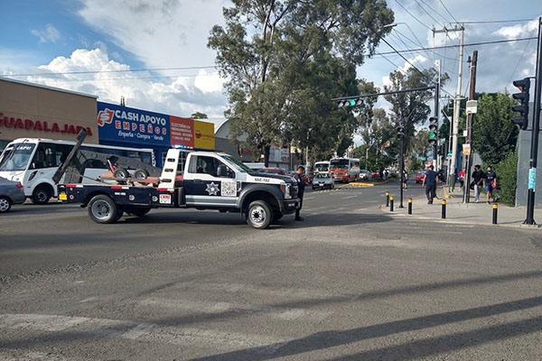 Normatividad lleva a cabo operativo en el mercado Morelos