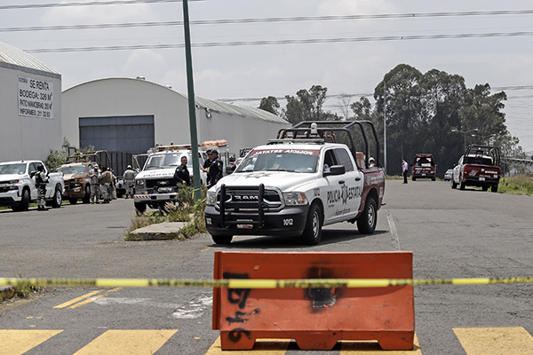 Solo queda un sobreviviente por explosión de toma clandestina en Cuautlancingo