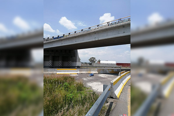 Hombre con esquizofrenia sobrevive tras lanzarse desde un puente