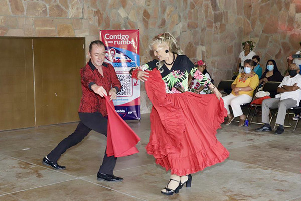 SMDIF Puebla celebra el Día del Adulto Mayor con Gran Baile en la Laguna de Chapulco