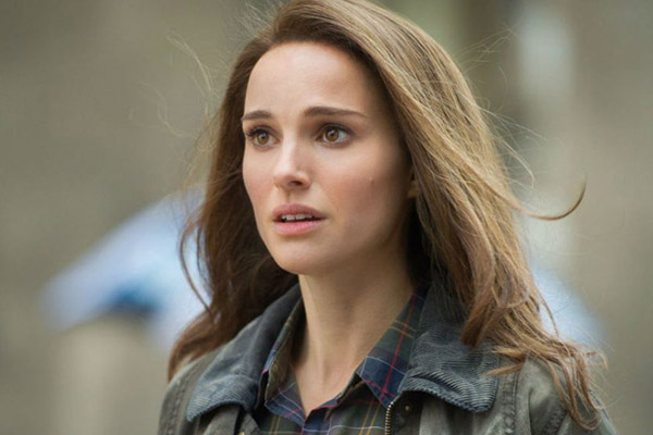 Nueva serie de Natalie Portman detiene rodaje tras amenazas y extorsiones
