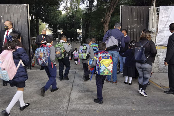 Niños regresan con más ganas a la escuela que antes de la pandemia
