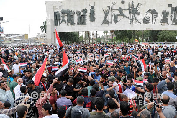 Llamado a detener protestas permite levantar toque de queda en Irak