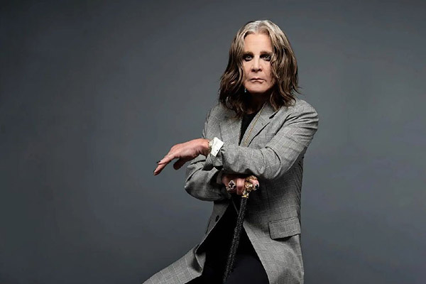 Ozzy Osbourne se va de EU: "estoy harto de la violencia con armas"