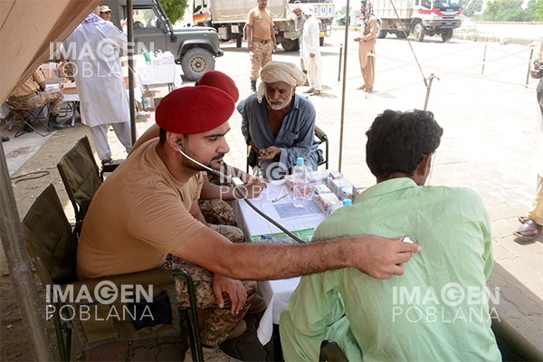 OMS advierte de posibles brotes de malaria y dengue tras inundaciones en Pakistán