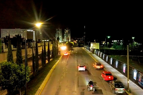 Ayuntamiento de Puebla moderniza luminarias en Cúmulo de Virgo