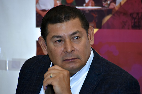 Armenta en el Senado representa a Morena, destaca Barbosa