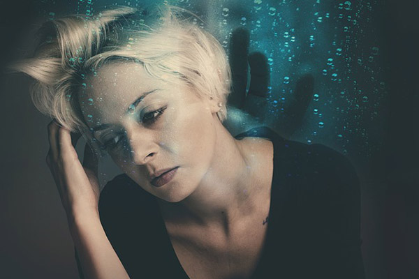 Este es el impacto del trabajo no remunerado en la salud mental de las mujeres