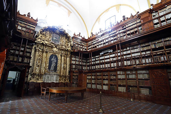 Biblioteca Palafoxiana, memoria de Puebla… memoria del mundo