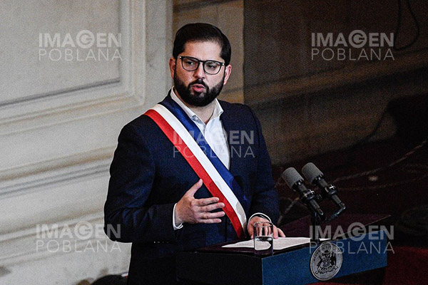 Presidente de Chile hace profundo cambio de gabinete tras plebiscito constitucional