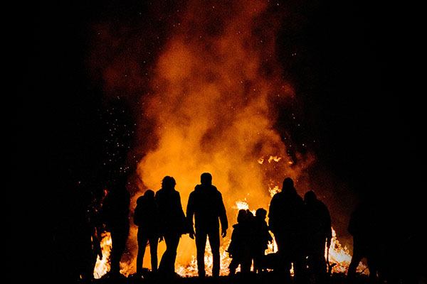 Mueren seis personas por incendio en asilo de ancianos clandestino en Brasil