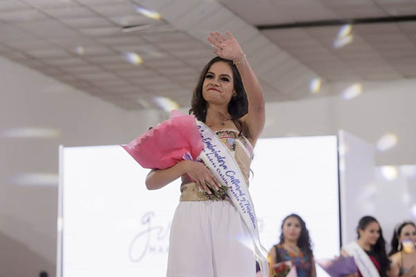 Carolina Solana es elegida Reina de las Fiestas Patrias de San Andrés Cholula