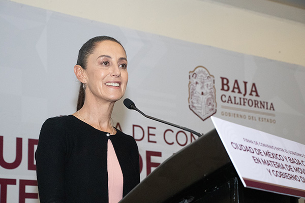 Sheinbaum, tundida en redes por campaña #EsClaudia