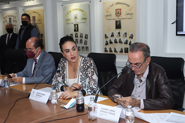Comisión del Congreso aprueba transparencia en procesos de adjudicación