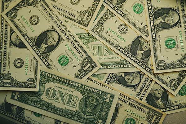 Magnates de EU experimentan pérdidas de miles de millones en un solo día