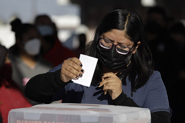 Mujeres, del derecho al voto a la igualdad representativa