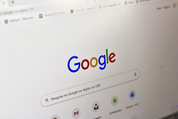 Hacker recibe por error 250,000 dólares por parte de Google