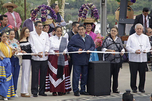 Encabeza Miguel Barbosa Festival “Huey Atlixcáyotl 2022”