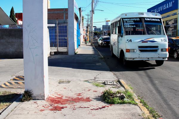 Asaltos o riñas, la cotidiana inseguridad en el transporte público