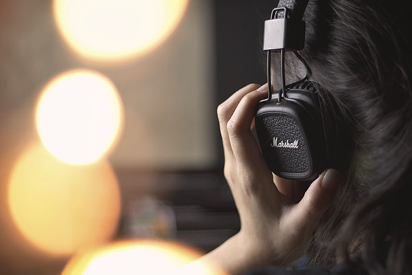 Día Internacional de la Música: ¿cómo aprender otros idiomas con canciones?