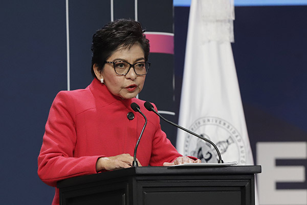 Destaca Lilia Cedillo austeridad y sentido estudiantil en su primer informe
