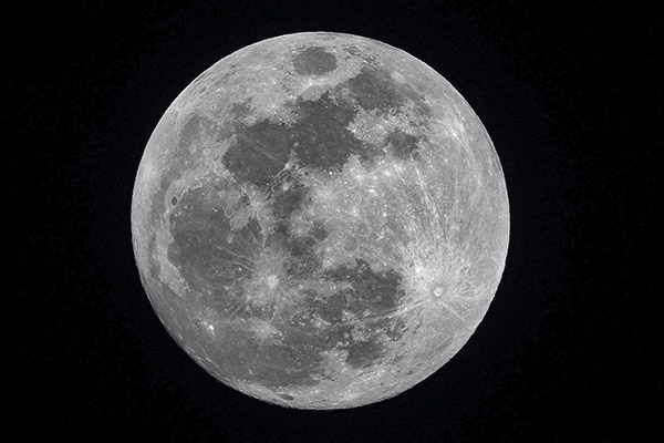 Supercomputadora de la NASA crea nueva teoría sobre el origen de la Luna