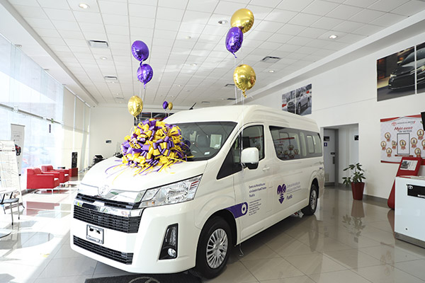 Toyota muestra su apoyo a Teletón y dona vehículo al CRIT Puebla