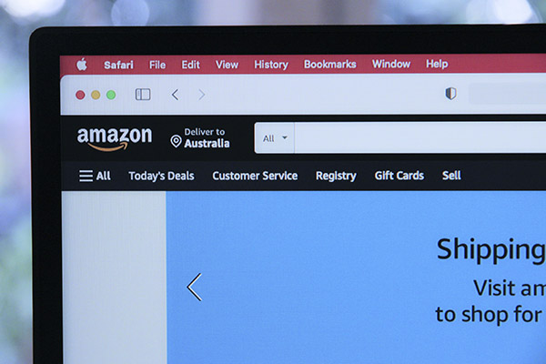 Amazon enfrenta demanda por vender “kit de suicidio”