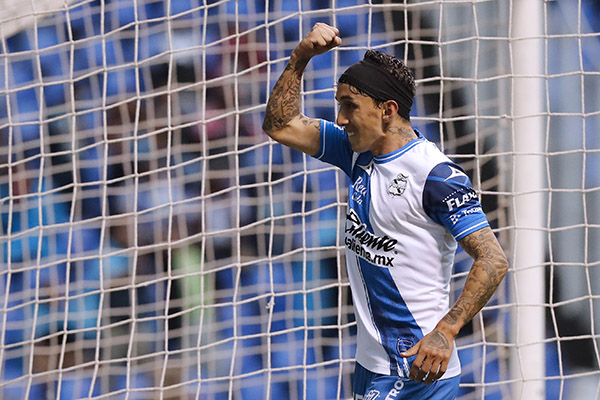 Omar Fernández, la duda de Larcamón para recibir al América en arranque de Liguilla