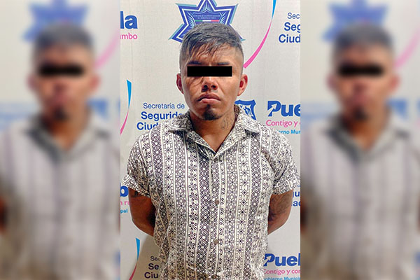 Atrapado con 30 envoltorios de droga y un arma