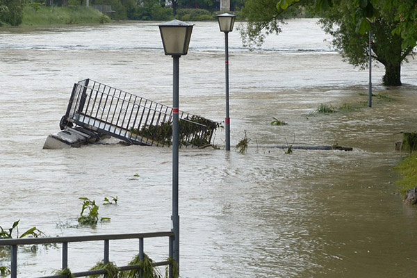 Severas inundaciones en isla griega de Creta dejan un muerto
