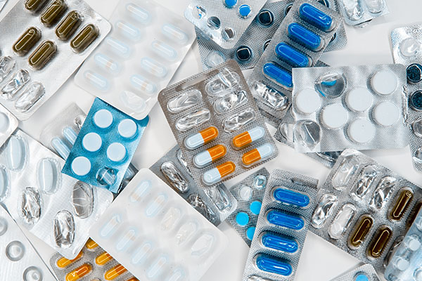 ¿Cómo saber si tomar antibióticos o no?