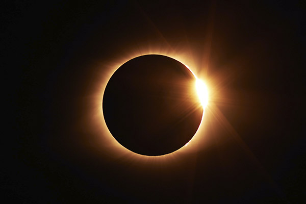 ¿Podrá verse el eclipse solar de este mes en México?