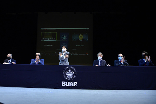 BUAP lleva a cabo con éxito el "International Workshop Korea Foundation Global e-School"