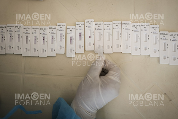 Se triplican cifras de contagios de COVID-19 en Europa
