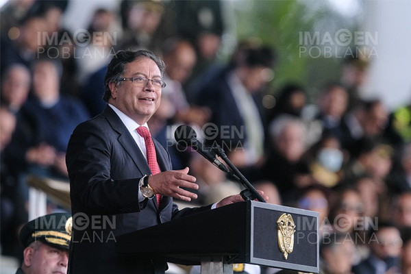 Colombia: Petro anuncia retiro de impuesto a pensiones y no deducción al petróleo