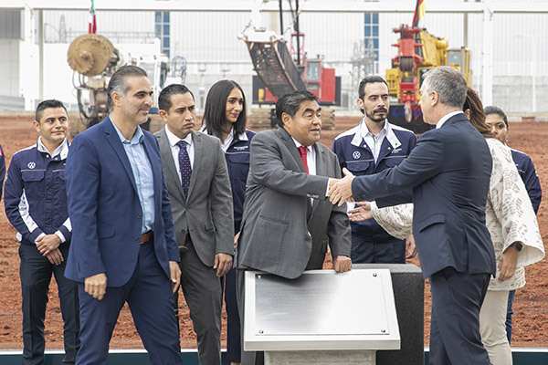 Nave de pintura de VW representa continuación del desarrollo y confianza en Puebla: Barbosa