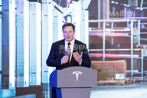 Elon Musk toma el control de Twitter