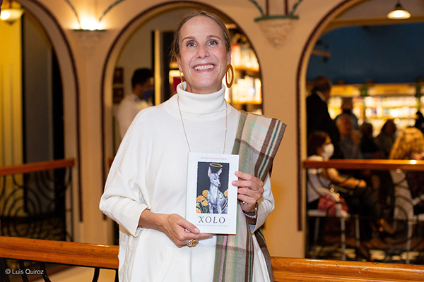 Presentan “Xolo, el perro que quería ser can-onizado”, de Martha Poplawsky