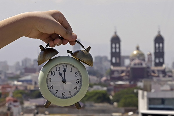 Termina para siempre el Horario de Verano; inicia el “Horario de las Quejas”