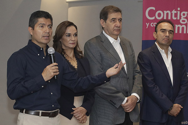 Pide Eduardo Rivera a poblanos denunciar robo de hidrocarburos