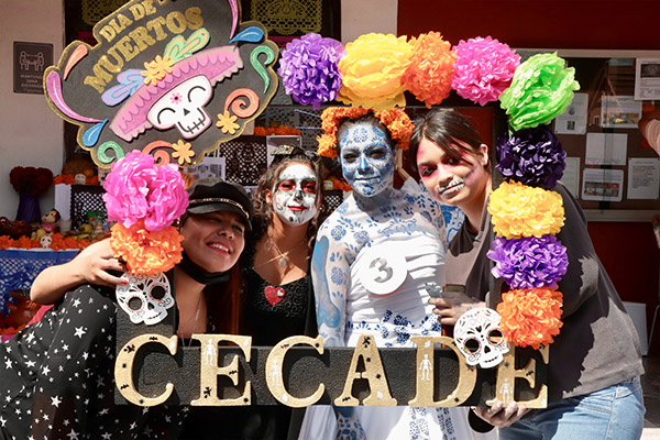 Refuerza SEDIF tradición de “Día de Muertos” en los Centros de Capacitación