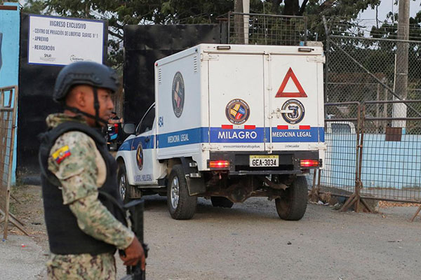 Más enfrentamientos por resistencia de reos a ser reubicados en Ecuador